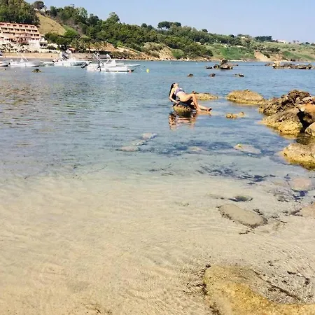 J M Al Mare Con Veduta Spettacolare שאקה